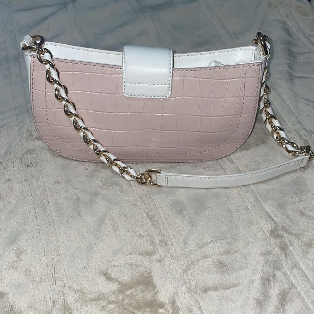 Online exclusive Michael Kors leather purse! Used once, brand new!! - Picture 3 of 11